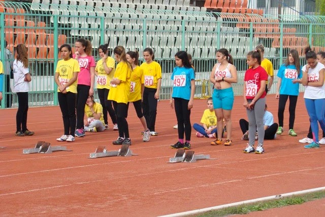 1186077_838037756223191_1223967565_n[4]