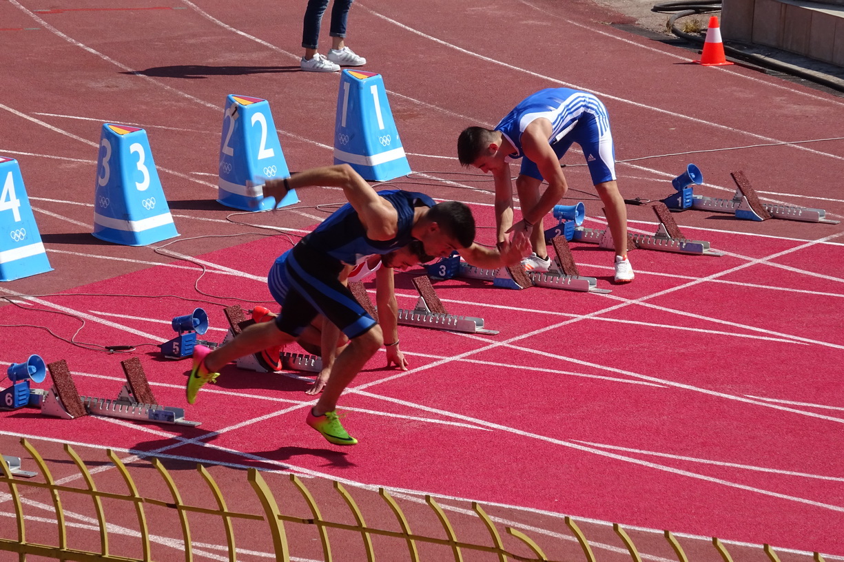 gs2018-206-panellinio_protathlima_neon_2018-002