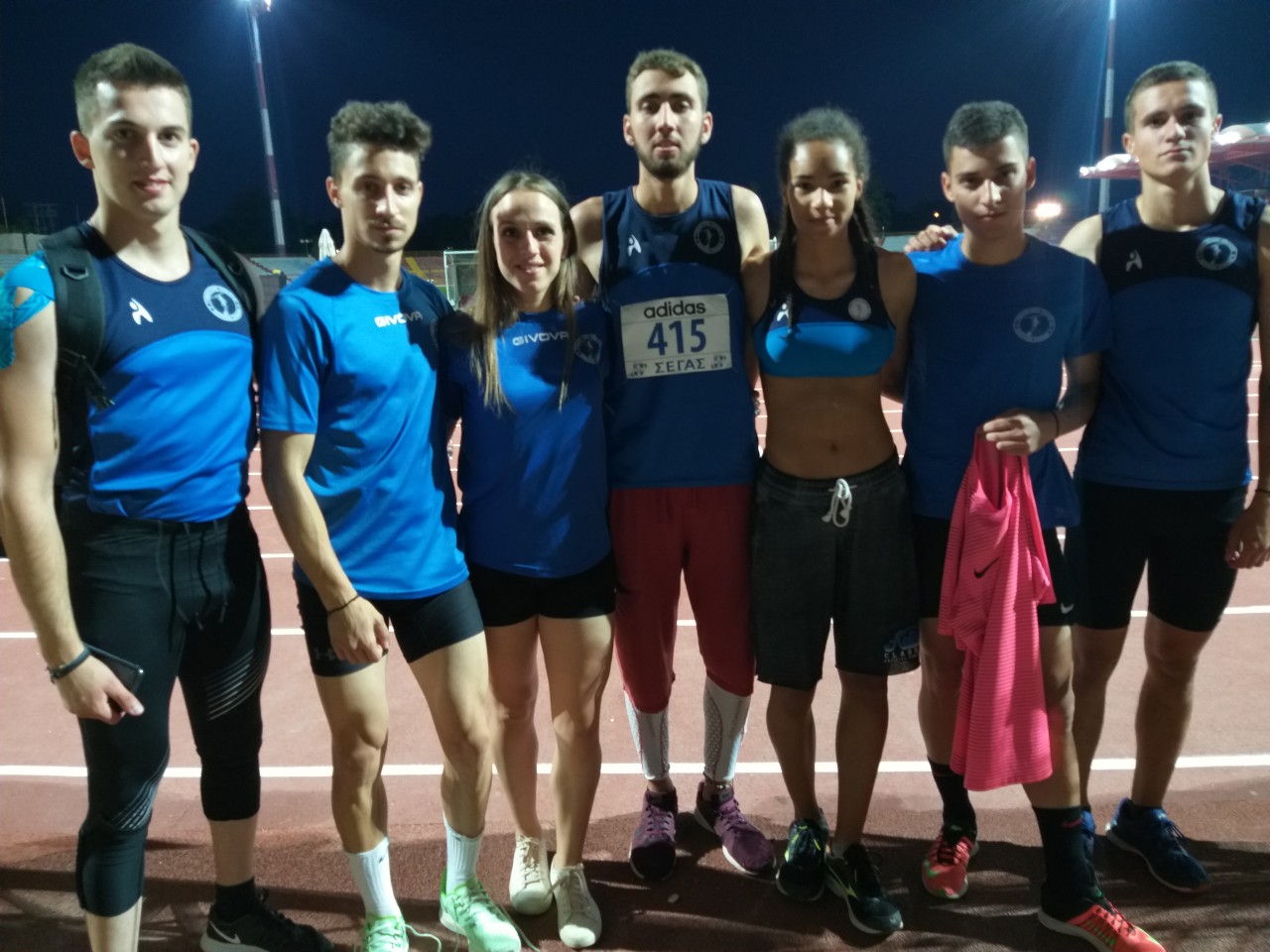 gs2019-243-panellinio_neon-001