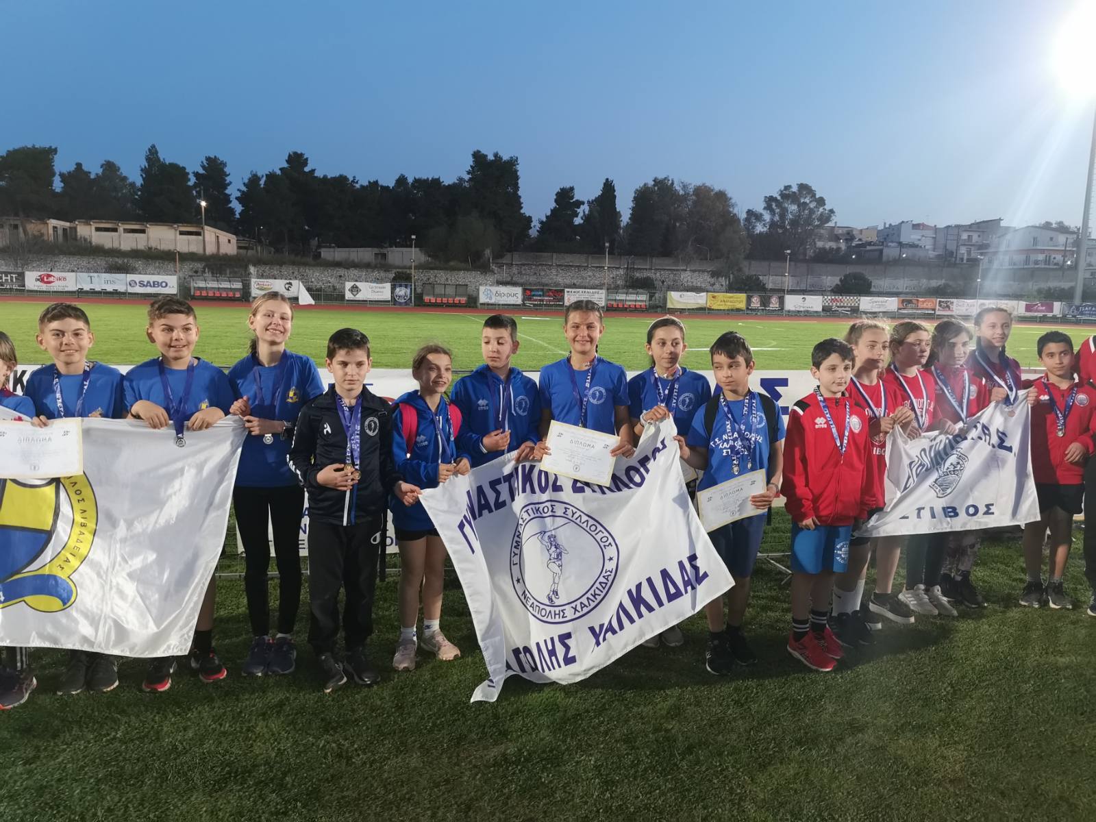 gs2022-289-tetrathlo_a-107